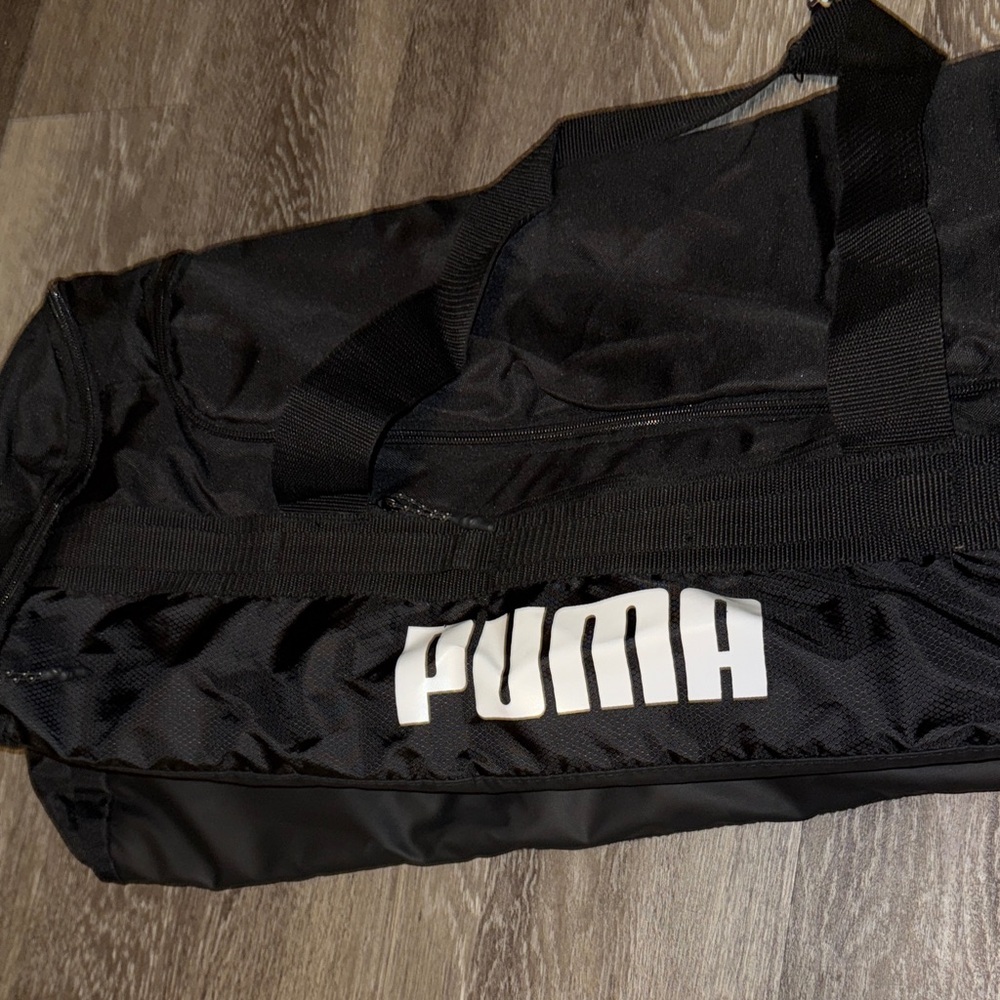 Puma Black and White Duffel Bag - Picture 2 of 4